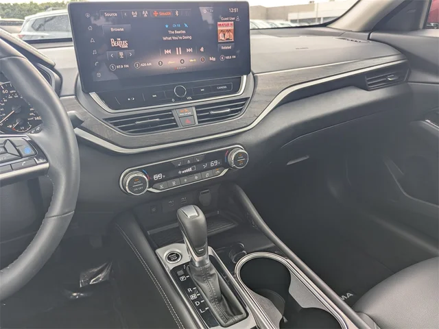 SEMINUEVOS NISSAN Altima at Kennesaw, in Town Center Nissan