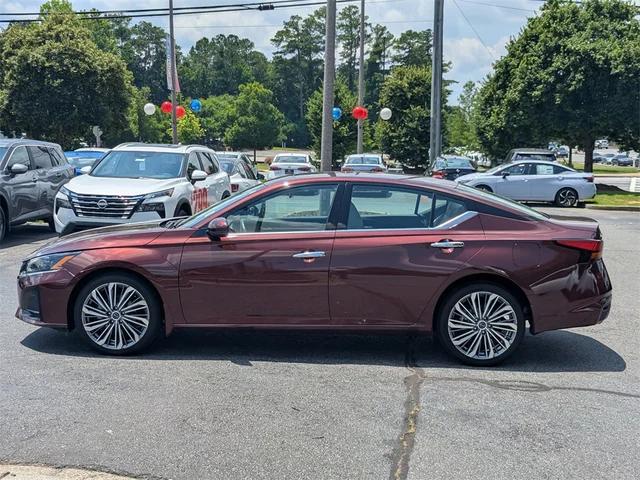 SEMINUEVOS NISSAN Altima at Kennesaw, in Town Center Nissan