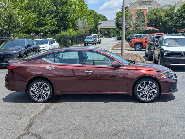 SEMINUEVOS NISSAN Altima at Kennesaw, in Town Center Nissan