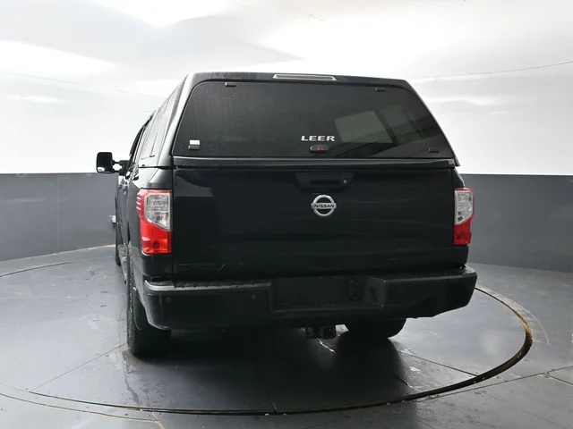 SEMINUEVOS NISSAN Titan a Estados en autogozo