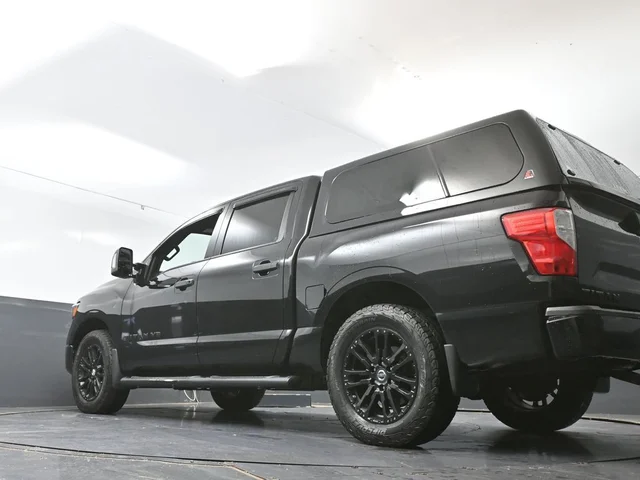 SEMINUEVOS NISSAN Titan a Estados en autogozo
