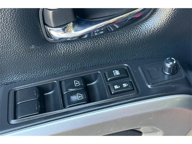 SEMINUEVOS NISSAN Titan at ELK GROVE in Elk Grove Buick GMC