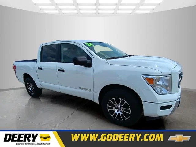 SEMINUEVOS NISSAN Titan a Estados en autogozo