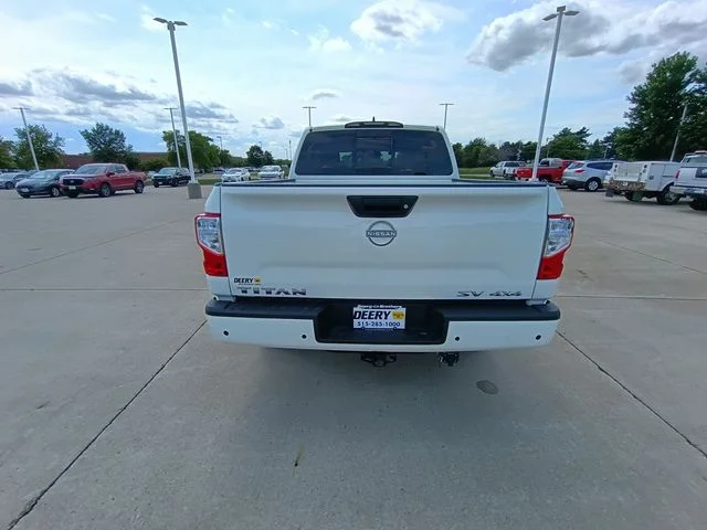 SEMINUEVOS NISSAN Titan a Estados en autogozo