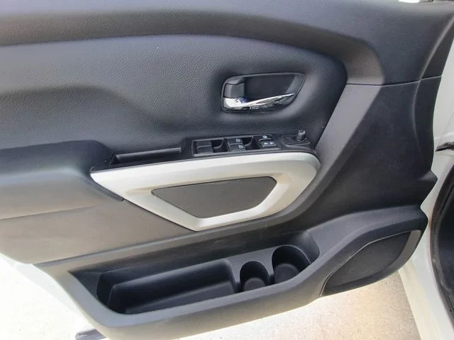 SEMINUEVOS NISSAN Titan a Estados en autogozo
