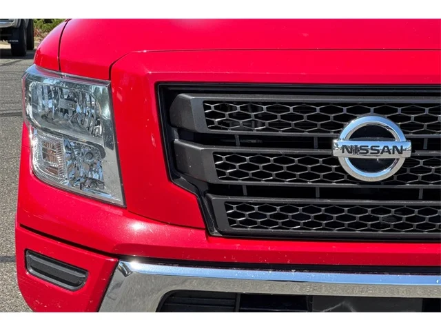 SEMINUEVOS NISSAN Titan at ELK GROVE in Elk Grove Buick GMC