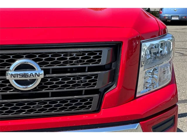 SEMINUEVOS NISSAN Titan at ELK GROVE in Elk Grove Buick GMC