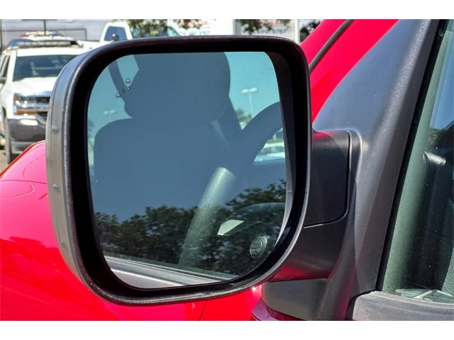 SEMINUEVOS NISSAN Titan at ELK GROVE in Elk Grove Buick GMC