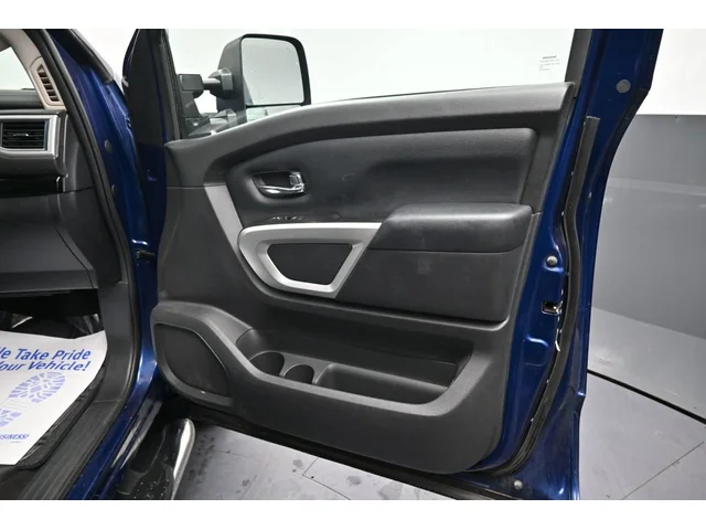 SEMINUEVOS NISSAN Titan a Estados en autogozo