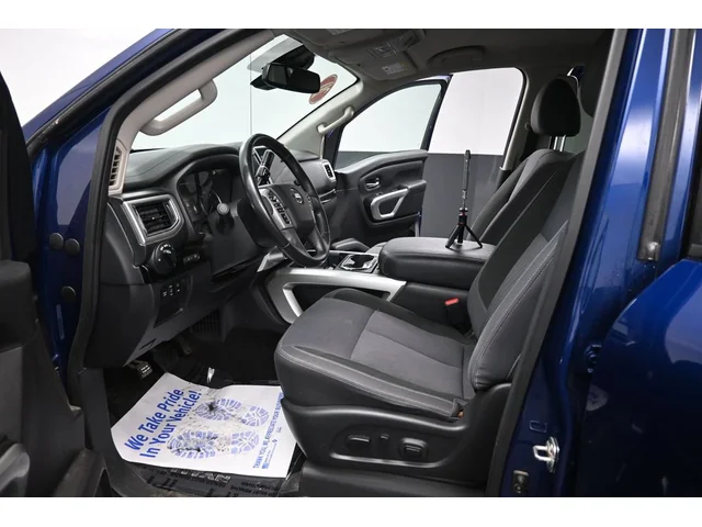 SEMINUEVOS NISSAN Titan a Estados en autogozo