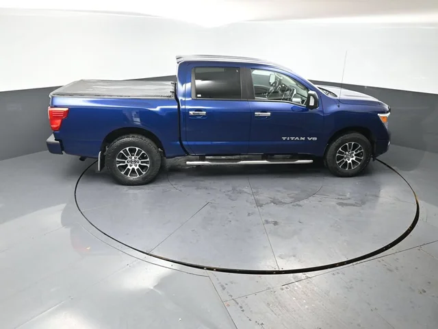 SEMINUEVOS NISSAN Titan a Estados en autogozo