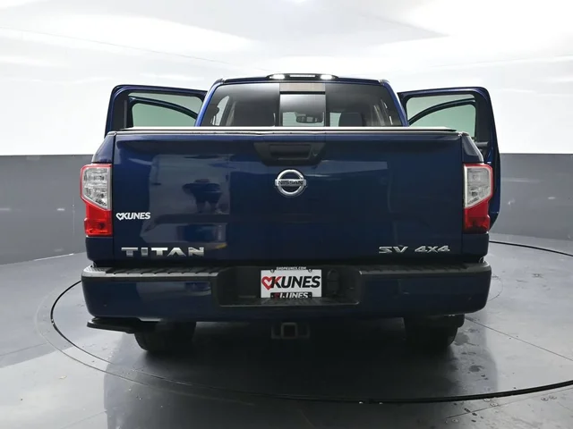 SEMINUEVOS NISSAN Titan a Estados en autogozo