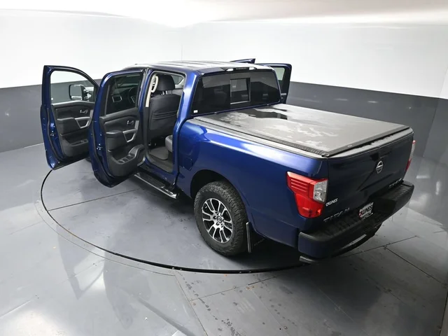 SEMINUEVOS NISSAN Titan a Estados en autogozo