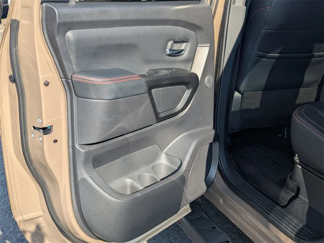 SEMINUEVOS NISSAN Titan at Kennesaw, in Town Center Nissan