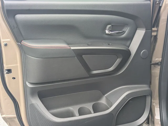 SEMINUEVOS NISSAN Titan a Estados en autogozo