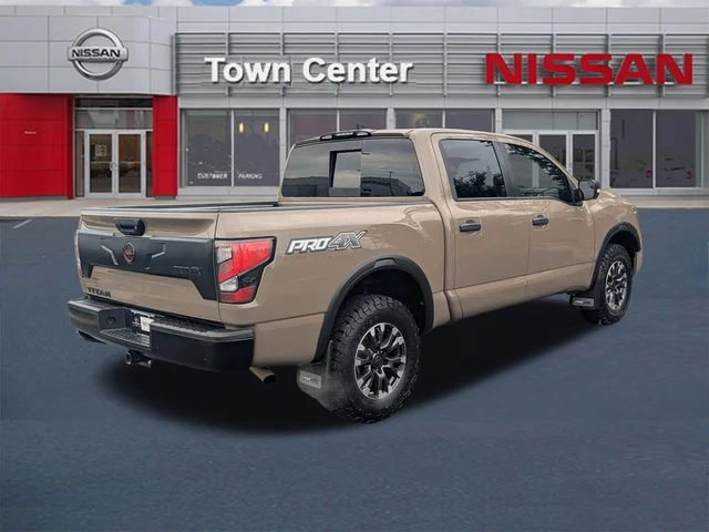SEMINUEVOS NISSAN Titan a Estados en autogozo