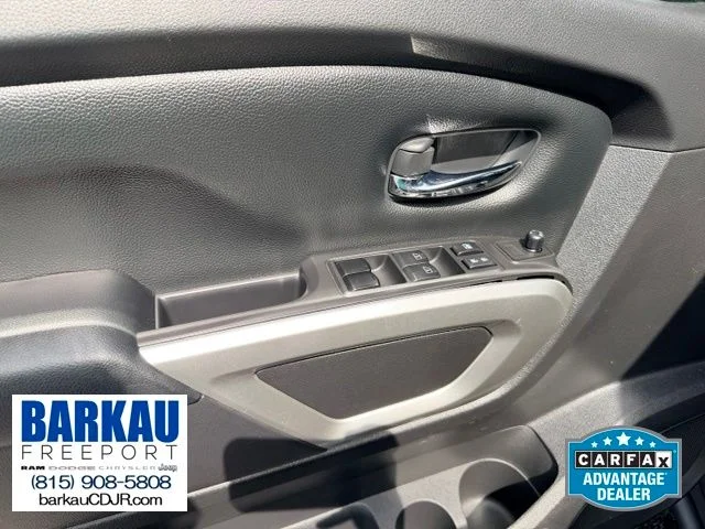 SEMINUEVOS NISSAN Titan a Estados en autogozo
