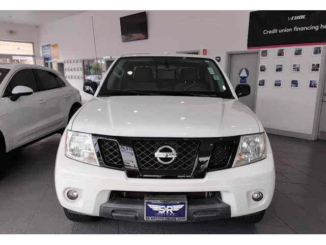 SEMINUEVOS NISSAN Frontier a Estados en autogozo