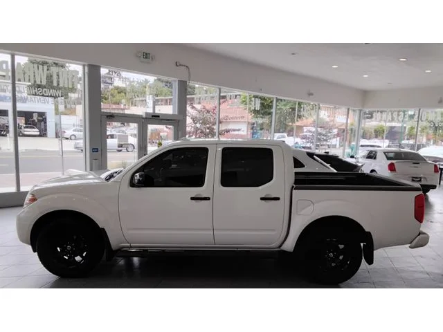 SEMINUEVOS NISSAN Frontier a Estados en autogozo