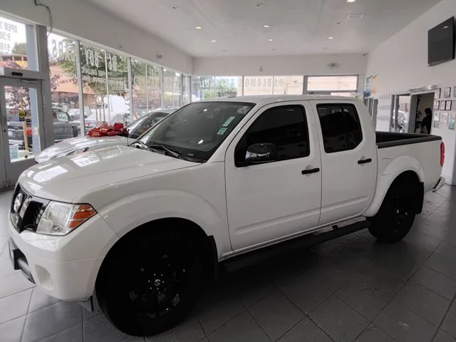 SEMINUEVOS NISSAN Frontier a Estados en autogozo