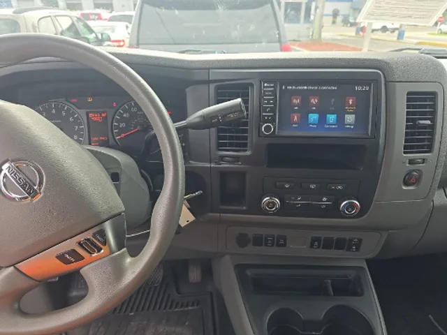 SEMINUEVOS NISSAN NV2500 HD a Estados en autogozo