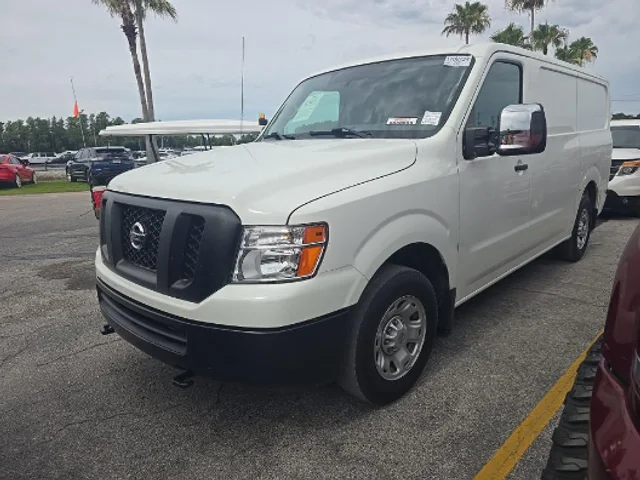 SEMINUEVOS NISSAN NV2500 HD a Estados en autogozo