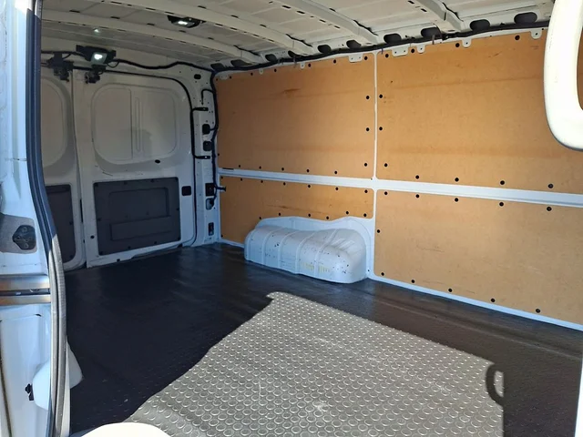 SEMINUEVOS NISSAN NV2500 HD a Estados en autogozo