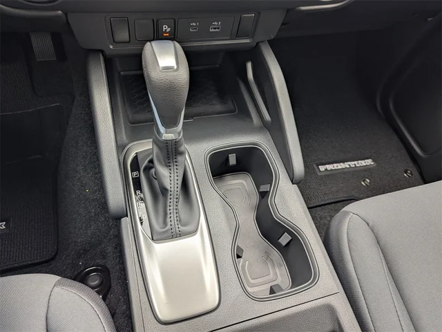 Nuevos NISSAN FRONTIER à Kennesaw, chez Town Center Nissan