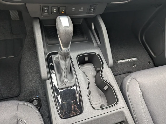 Nuevos NISSAN FRONTIER à Kennesaw, chez Town Center Nissan