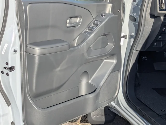 Nuevos NISSAN FRONTIER à Kennesaw, chez Town Center Nissan