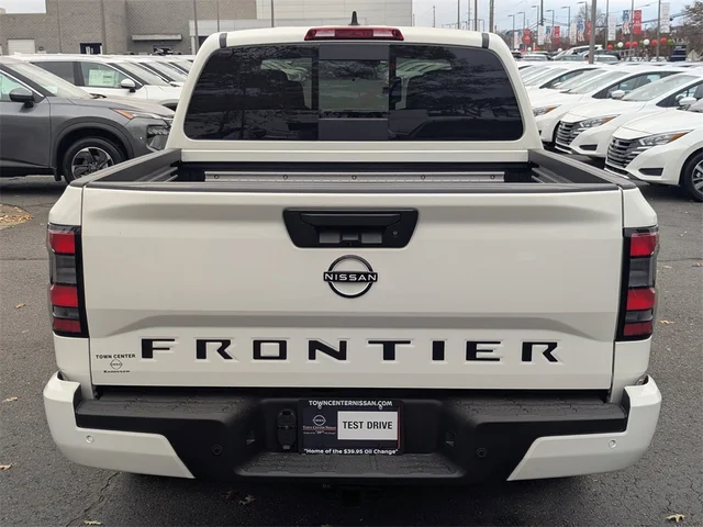 Nuevos NISSAN FRONTIER à Kennesaw, chez Town Center Nissan