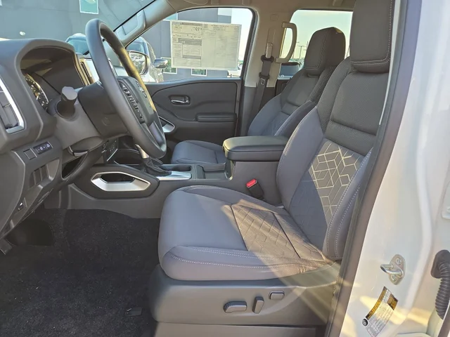 Nuevos NISSAN FRONTIER à Estados chez autogozo
