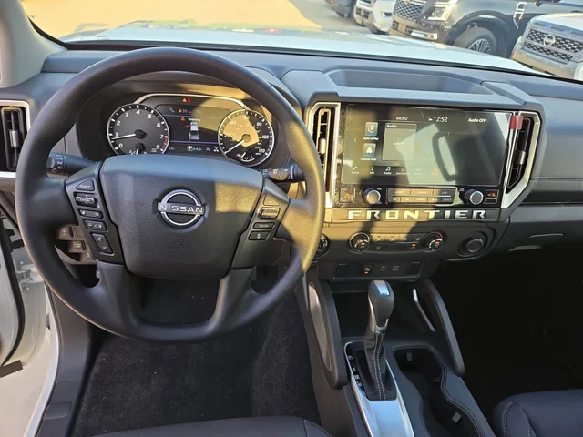 Nuevos NISSAN FRONTIER à Estados chez autogozo
