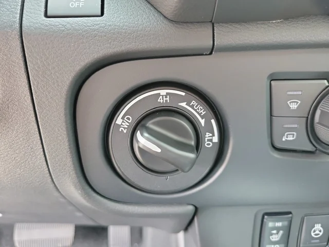 Nuevos NISSAN FRONTIER à Estados chez autogozo