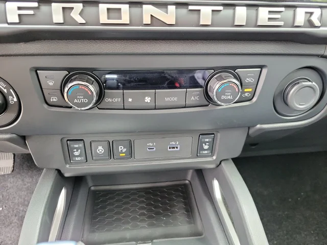 Nuevos NISSAN FRONTIER à Estados chez autogozo