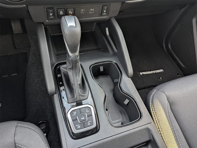 Nuevos NISSAN FRONTIER à Kennesaw, chez Town Center Nissan