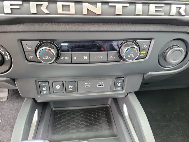 Nuevos NISSAN FRONTIER à Estados chez autogozo