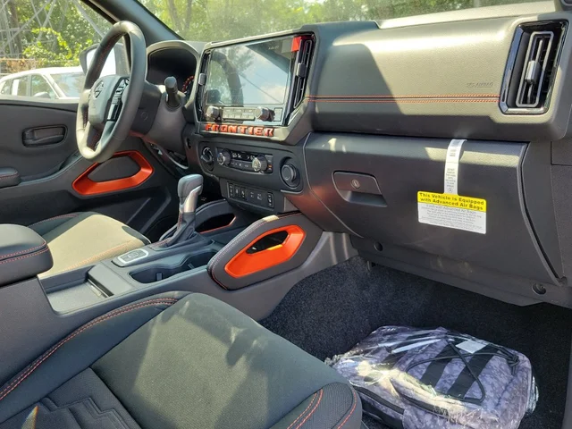 Nuevos NISSAN FRONTIER à Estados chez autogozo
