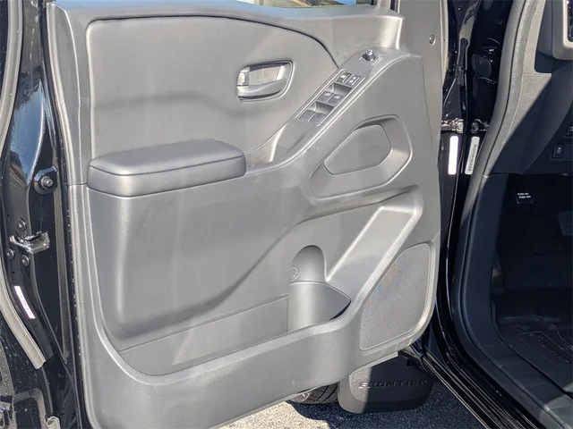 Nuevos NISSAN FRONTIER à Kennesaw, chez Town Center Nissan