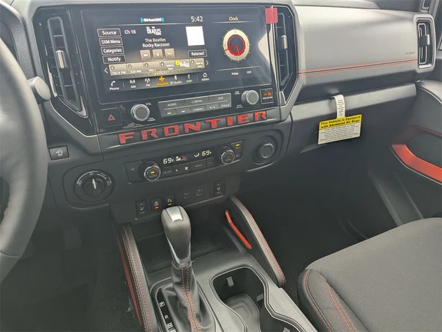 Nuevos NISSAN FRONTIER à Kennesaw, chez Town Center Nissan