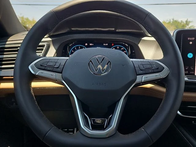Nuevos VOLKSWAGEN ATLAS CROSS SPORT à Estados chez autogozo