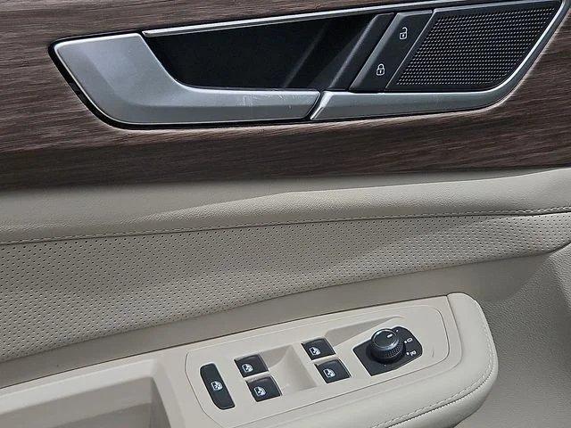 Nuevos VOLKSWAGEN ATLAS à Estados chez autogozo