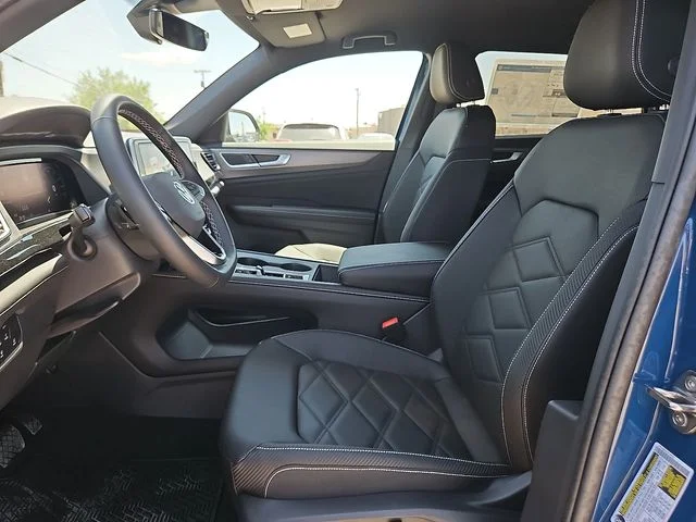 Nuevos VOLKSWAGEN ATLAS CROSS SPORT à Estados chez autogozo