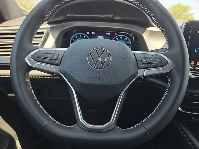 Nuevos VOLKSWAGEN ATLAS CROSS SPORT à Estados chez autogozo