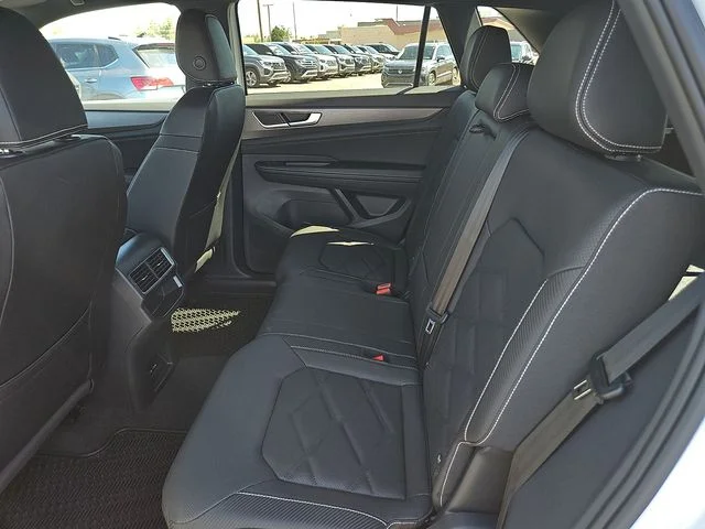 Nuevos VOLKSWAGEN ATLAS CROSS SPORT à Estados chez autogozo