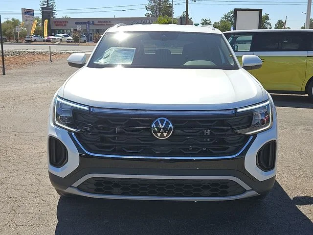 Nuevos VOLKSWAGEN ATLAS CROSS SPORT à Estados chez autogozo