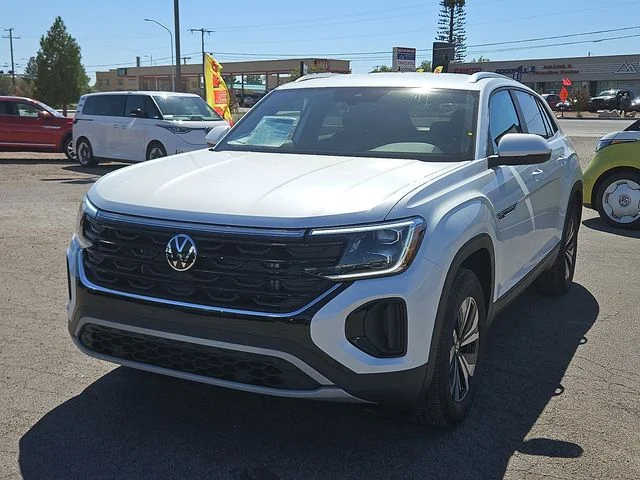 Nuevos VOLKSWAGEN ATLAS CROSS SPORT à Estados chez autogozo