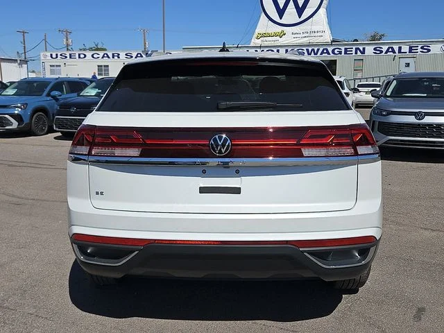 Nuevos VOLKSWAGEN ATLAS CROSS SPORT à Estados chez autogozo