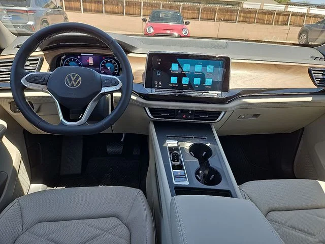 Nuevos VOLKSWAGEN ATLAS à Estados chez autogozo