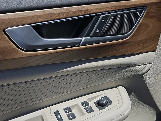 Nuevos VOLKSWAGEN ATLAS à Estados chez autogozo